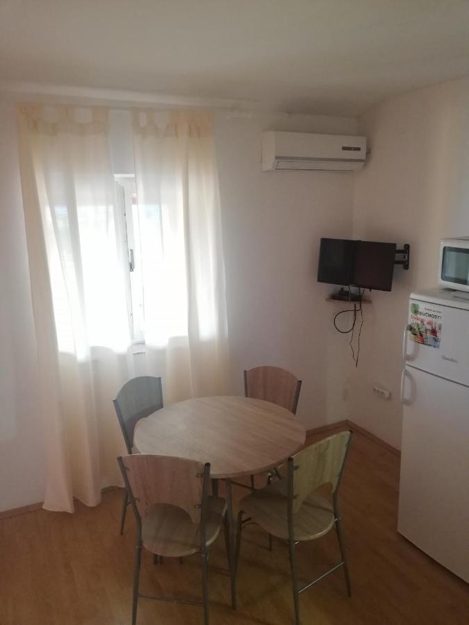 Apartments Lucija Solaris شيبينيك المظهر الخارجي الصورة